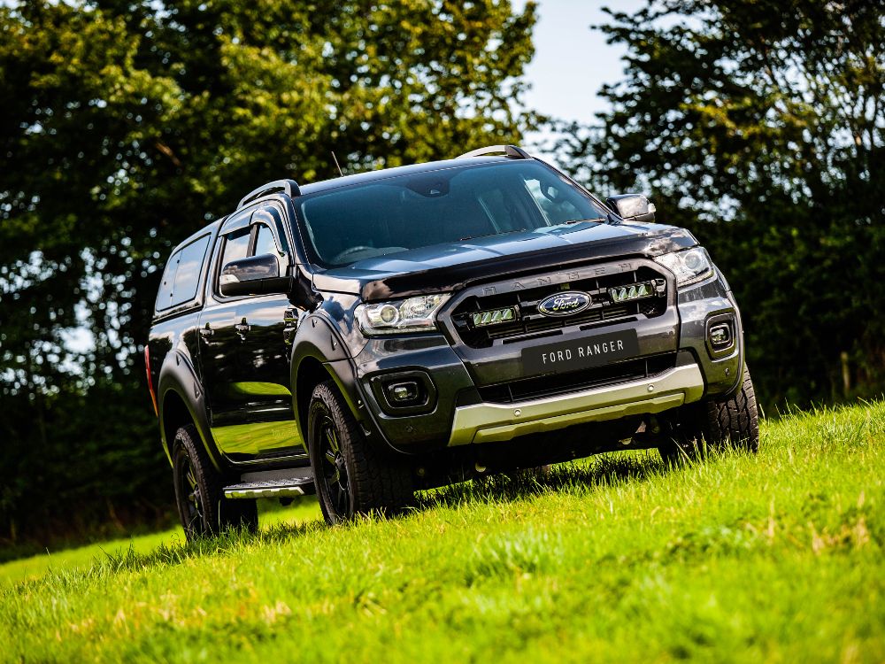 Ford Ranger (2019+) paigalduskomplekt koos tuledega