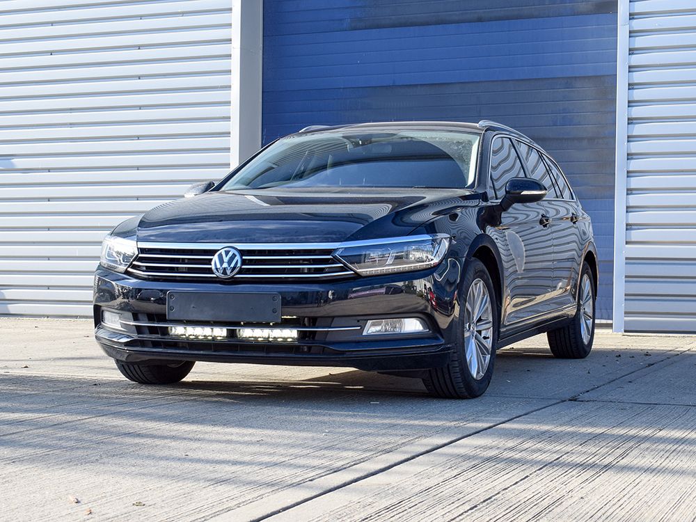 VW Passat 2015+ paigalduskomplekt koos tuledega